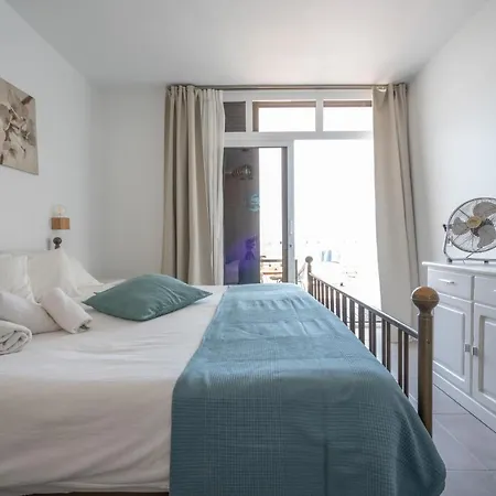 Azahara Deck プラヤ・デ・ラス・アメリカス