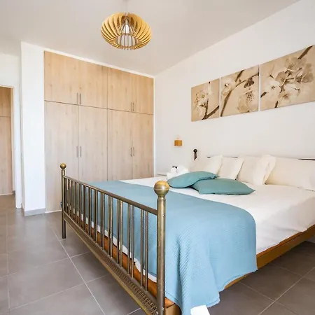 Azahara Deck Playa de las Américas